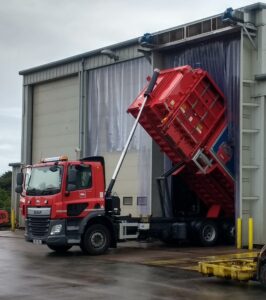 Flexible curtains can help contain odour emissions inside a building