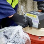 We use a Jerome device to check the levels of hydrogen sulphide in an odour sample, and determine whether it is safe to be analysed. 